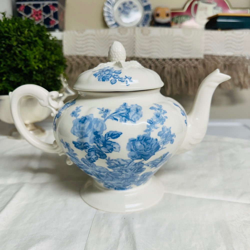 April Cornell Blue Roses Teapot x Victoria 32 Ounce Porcelain Ltd Ed.